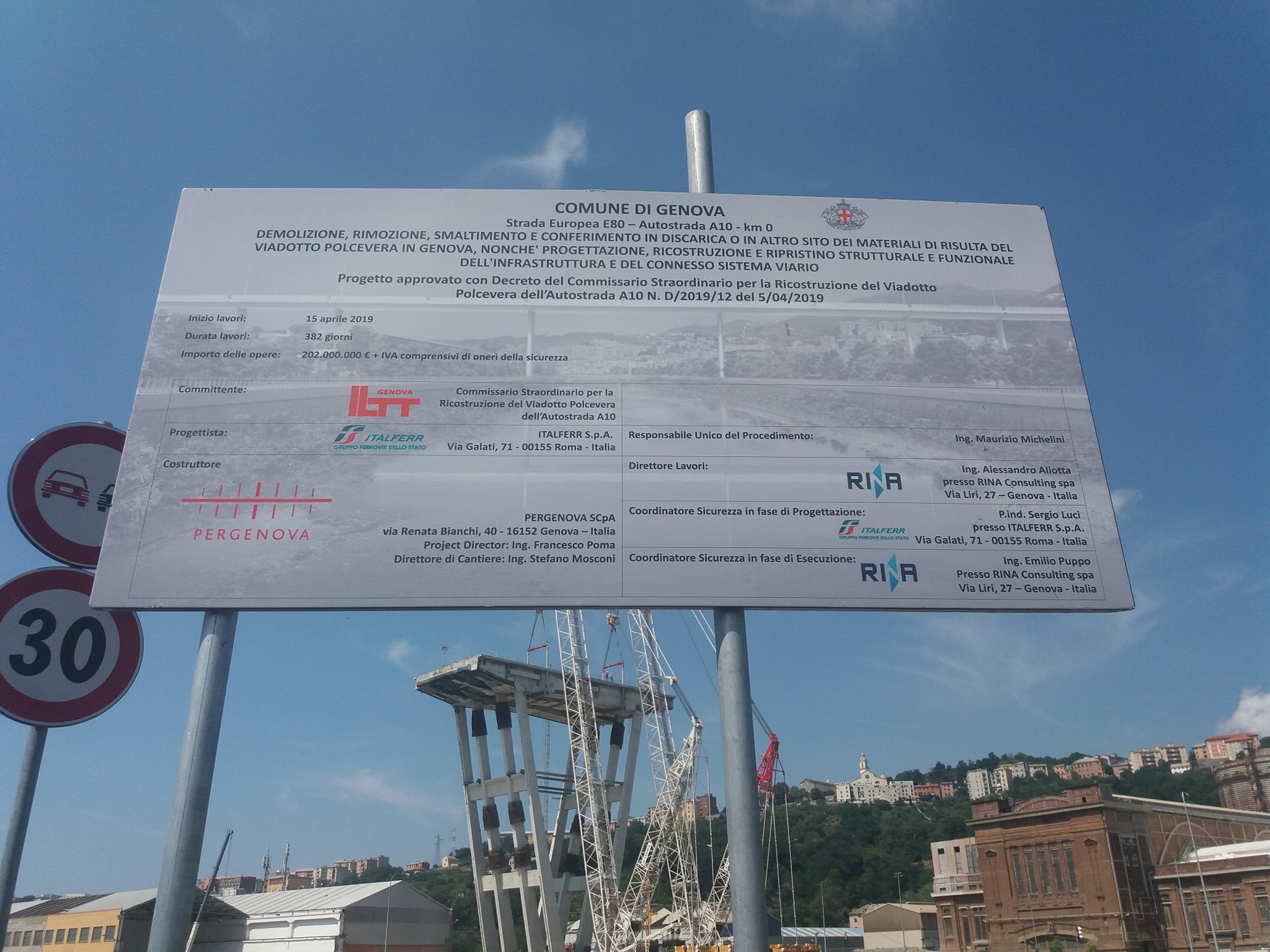 Baustellenschild bei der neuen Morandi-Brücke
