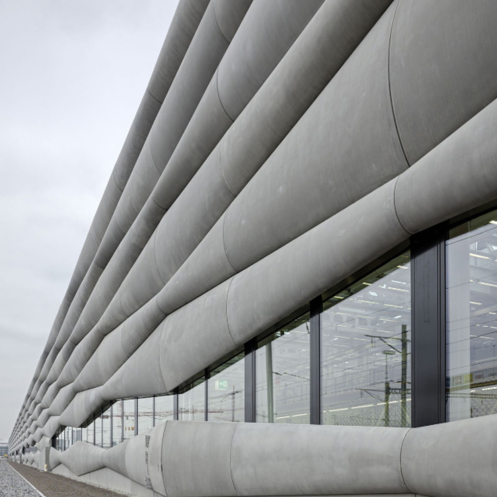 Fassadenkosmetik: Die Südfassade sollte mehr sein als eine funktionierende Wetterhülle. (Bild: zvg)