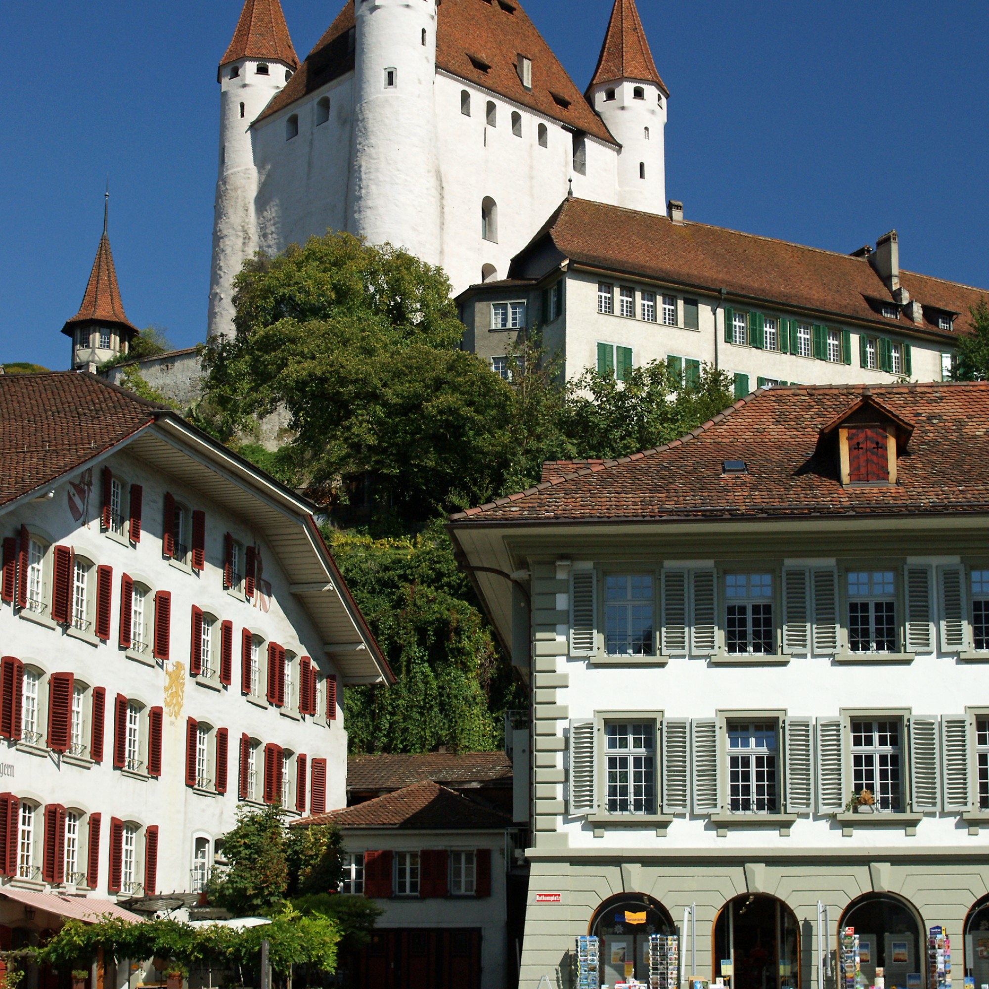 Die Altstadt von Thun mit dem Schloss. (Bild: wikimedia, CC)