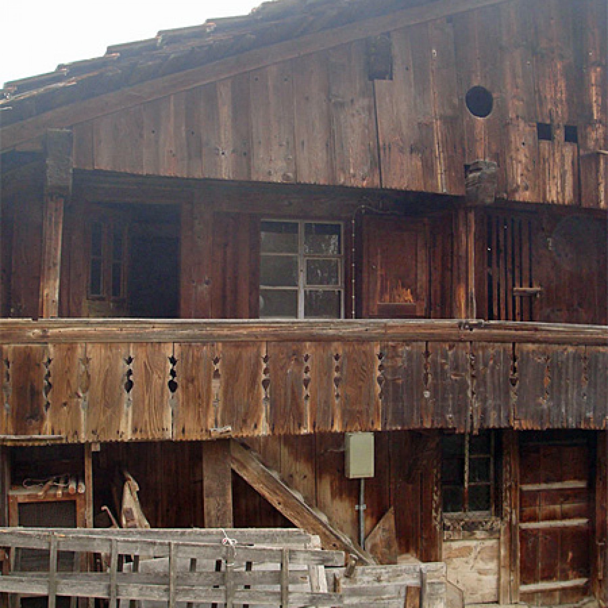 Tätschdachhaus mit Laubengang (Bild: IG Tätschdachhaus)