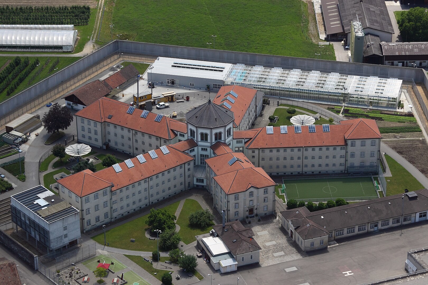 Luftbild Justizvollzugsanstalt JVA Lenzburg