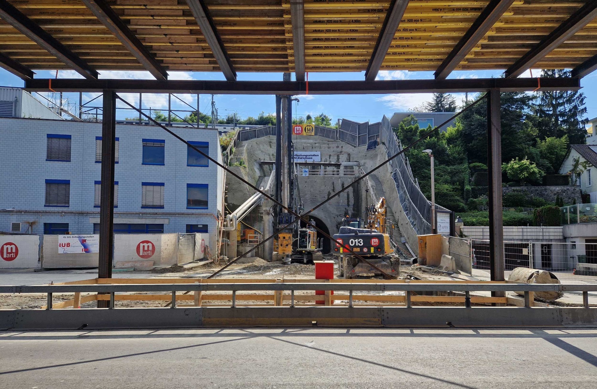 Tunnelportal Auflaufbauwerk in Thalwil