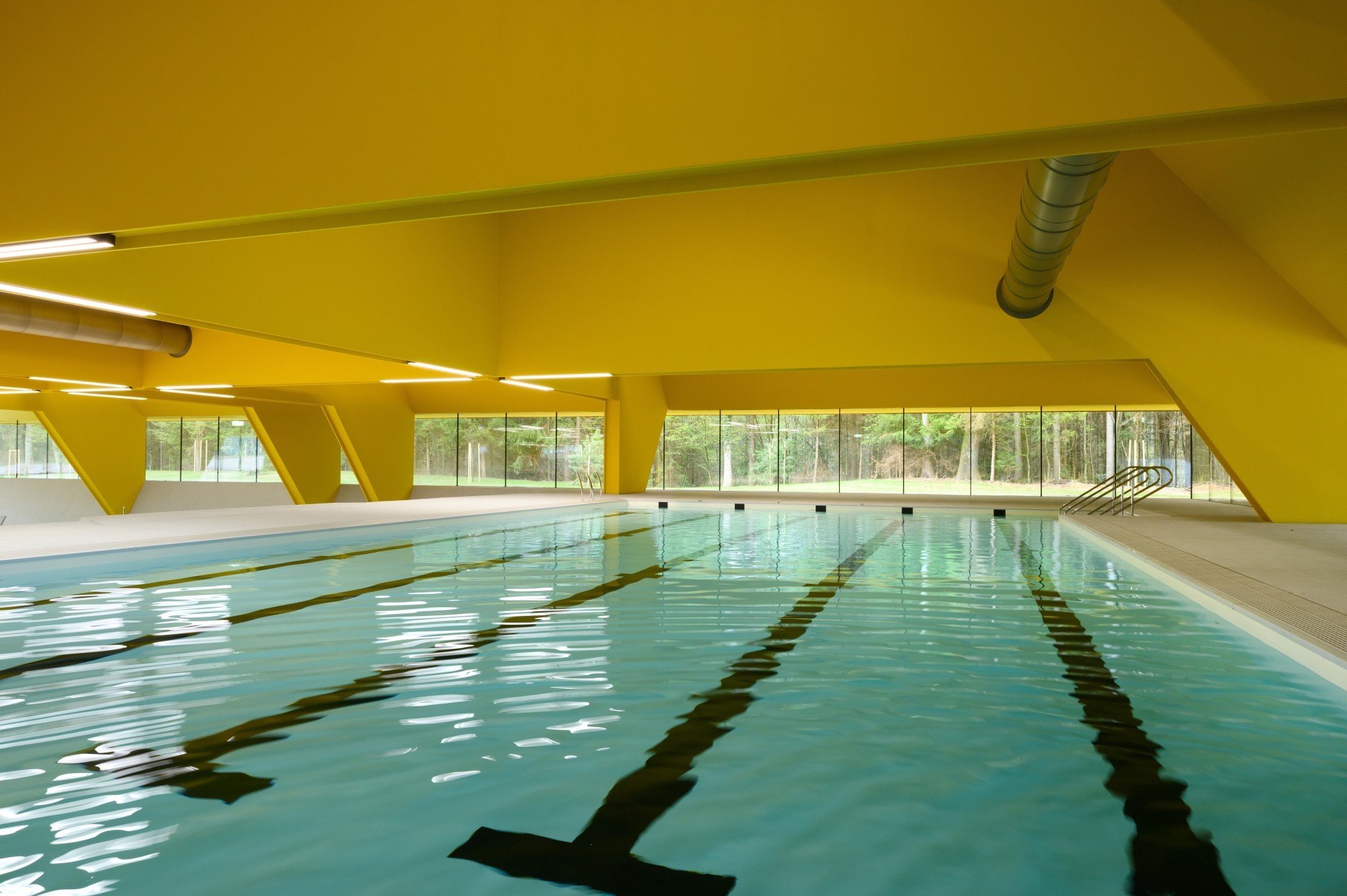 Česca Vas Pool Complex