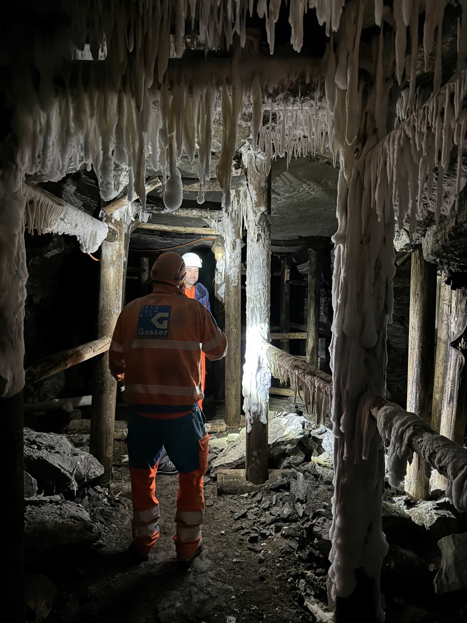 Gipsstollen Schleitheim Schwamm Holzverbau