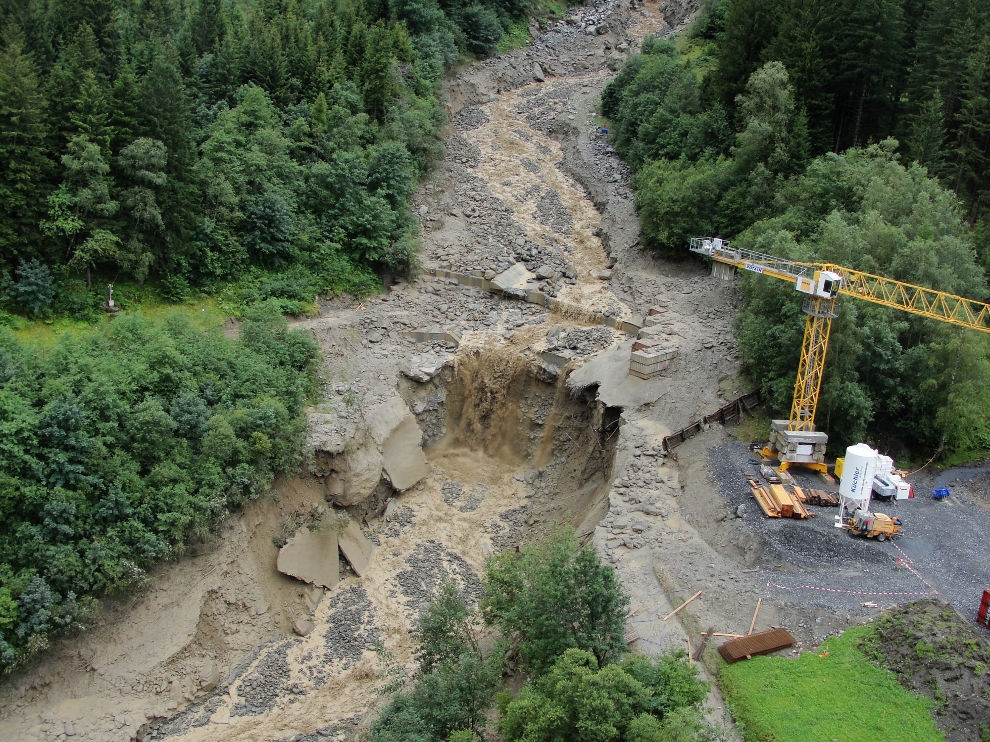 Erosion Lawinengalerie Spreitgraben