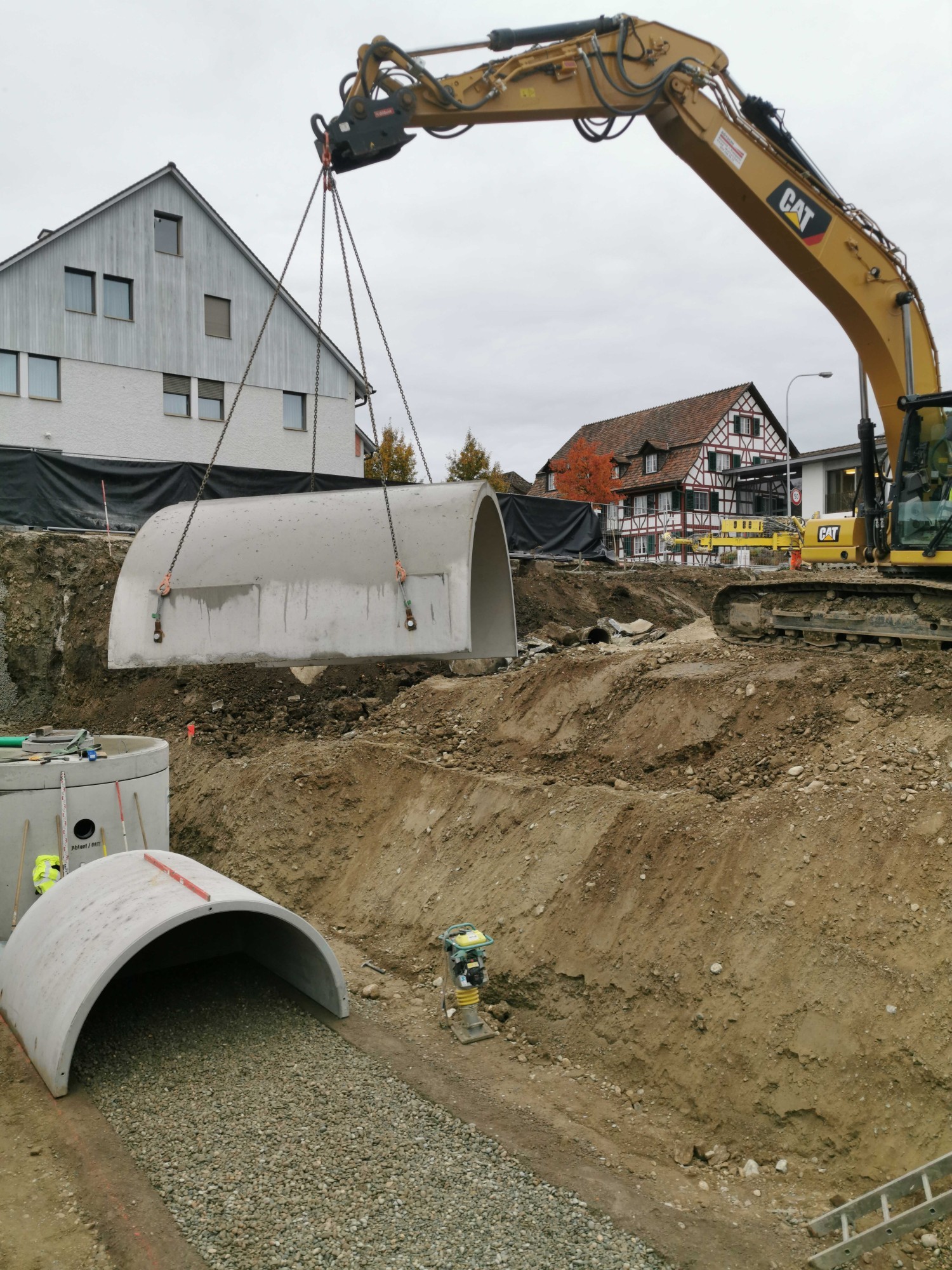 Einbau eines Sickertunnels in Stammheim Zürich