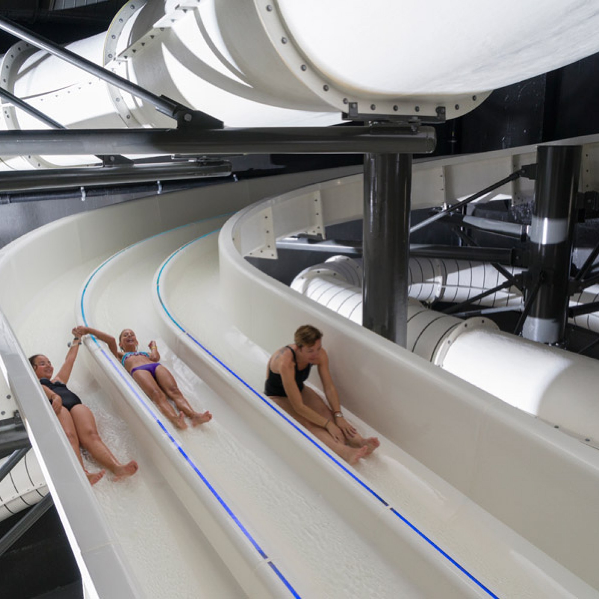 Wer sich austoben will, kann dies im Fun-Bereich auf der Rutschbahn... (Foto: Daniel Martinek)