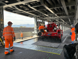 Bauarbeiten unter der Astra-Bridge