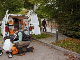 Fahrzeugeinrichtung für einen Kastenwagen