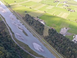 Chli Gäsitschachen am Escherkanal Glarus