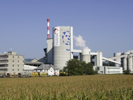 Das Holcim-Zementwerk in Siggenthal. (zvg)