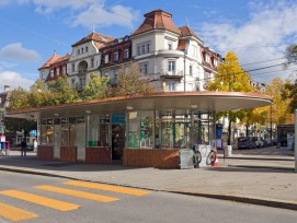 Die Tramwartehalle nach der Renovation (zvg)