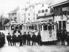 Eröffnungsfahrt der Bremgarten–Dietikon-Bahn um 1902.  (wikimedia.org)