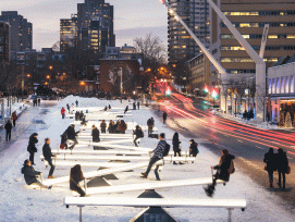 Kunst für grosse Spielkinder: die Wippe in Montréal am vergangenen Luminothérapie-Festival.  ( Ulysse Lemerise / OSA images)