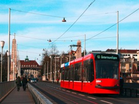 Ausgeträumt: Wegen dem Nein aus Köniz und Ostermundigen wird das Berner Tram 10 eine Visualisierung bleiben und die Linie weiterhin von einem Bus bedient.