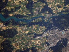Astronautenfoto der Region Bern aufgenommen von der Raumstation ISS.