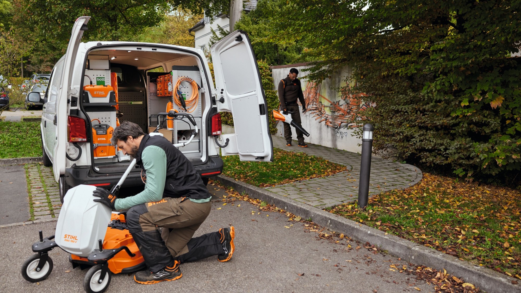 Fahrzeugeinrichtung für einen Kastenwagen