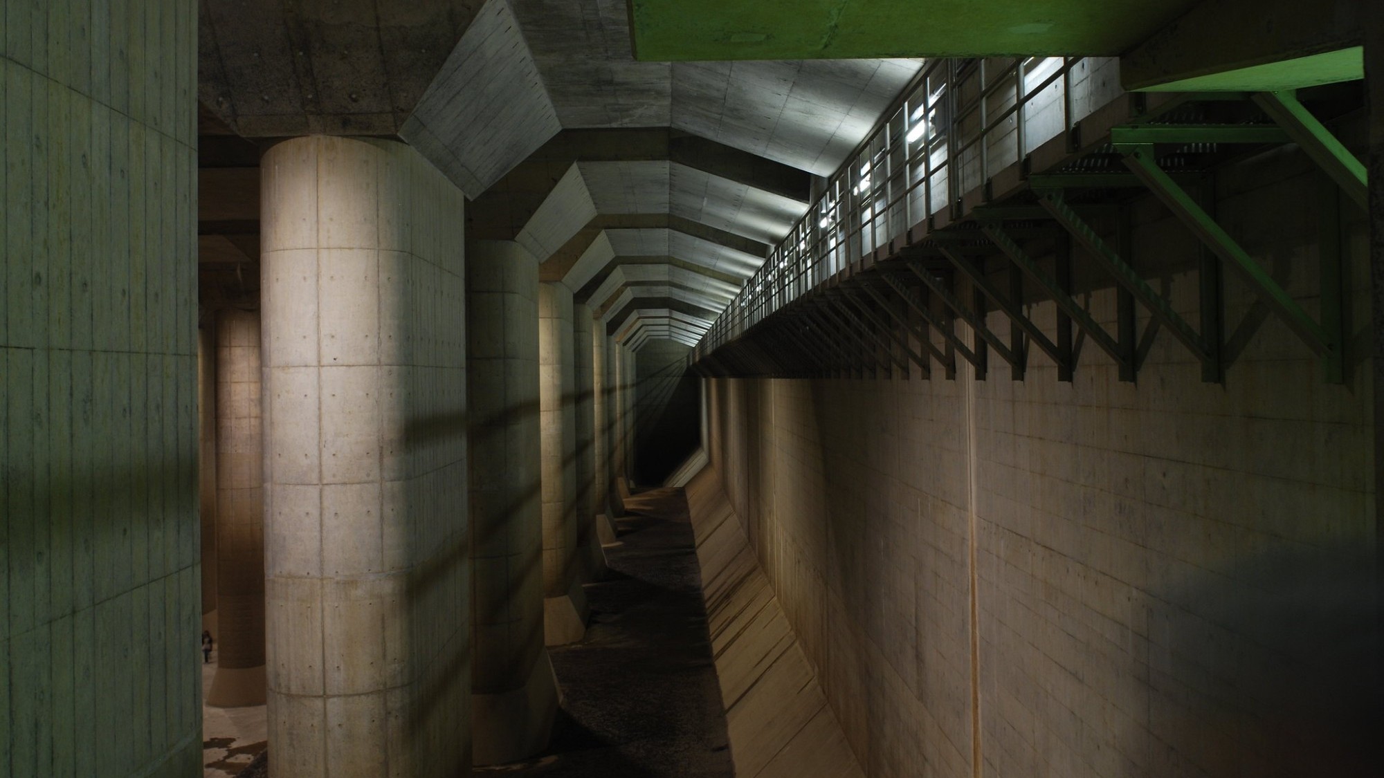 Metropolitan Area Outer Underground Discharge Channel Tokio